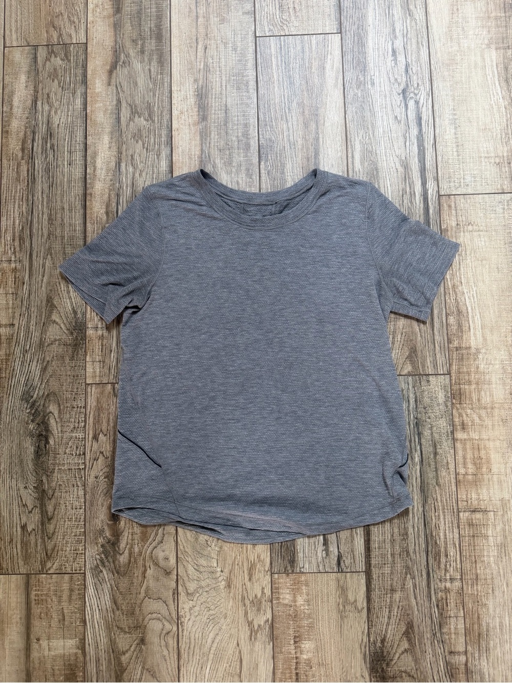 lululemon athletica Heathered Gray Short Sleeve Crew Tee